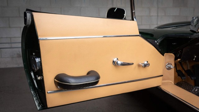 1966 Jaguar E-Type Roadster. Автопятница №153.