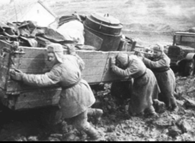 Фотографии второй мировой, многие цветные (фото)