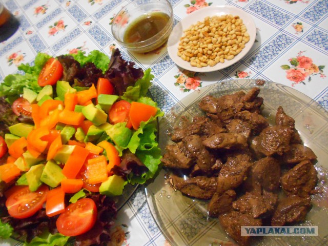 Вкусное обаяние Кулинарии, Повара ЯПа поздравляют милых дам!