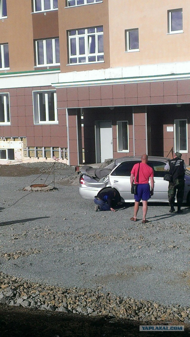 Кемерово. Упал строительный кран.