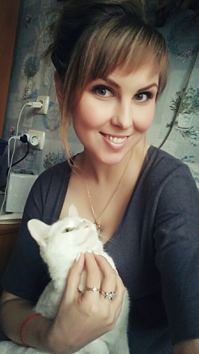 Девушки котовторника