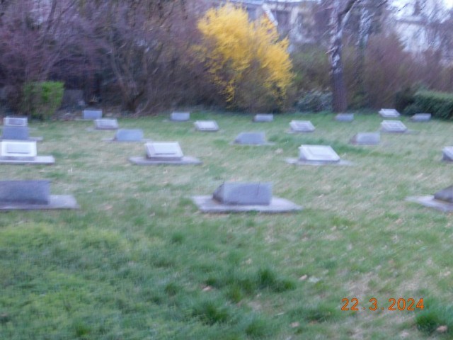 Офицерское кладбище Сов. Армии