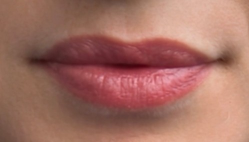 Губы на Озоне