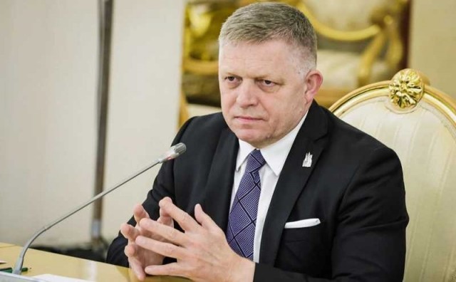 Премьер-министр Словакии Фицо прибыл в Москву