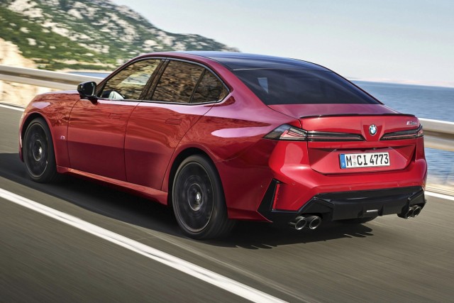 BMW 30 сентября представила 3-Series нового поколения G50. Цена новинки - от 50 тысяч евро