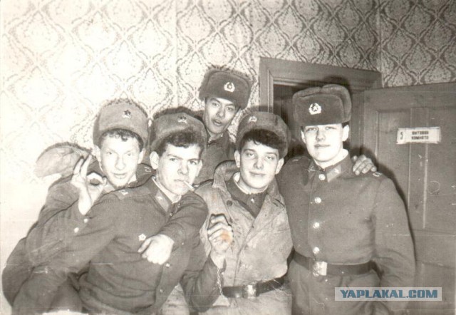 Сегодня день Советской Армии, я слышал?