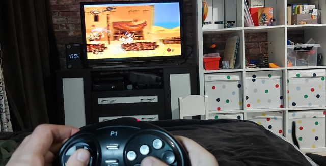Домашняя игровая атмосфера 90-х