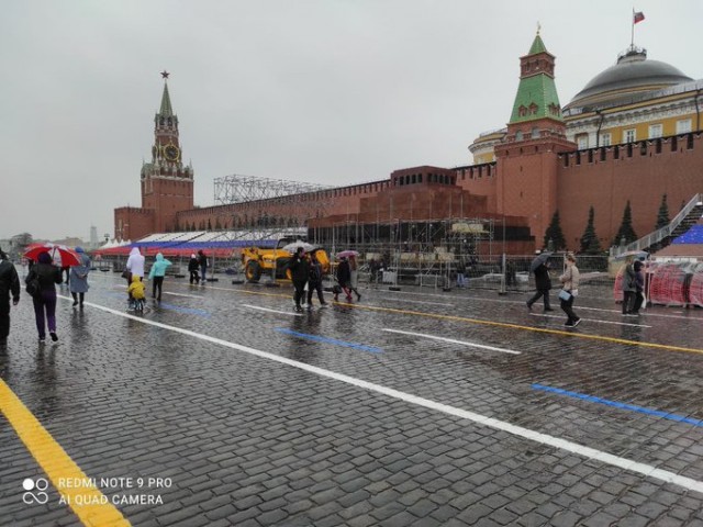 9 мая всё ближе, вопросов всё больше, точнее один.