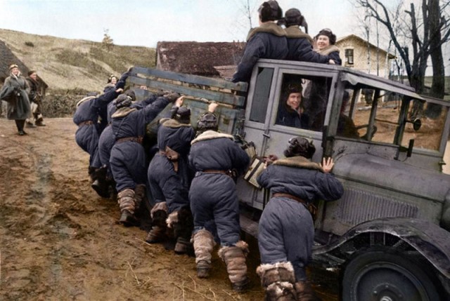 1944 год в фотографиях