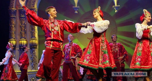 С праздником дорогие соотечественники и соотечественницы