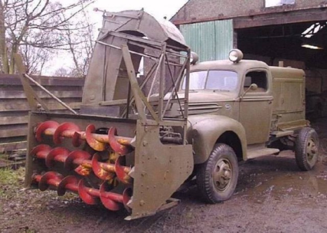 А как вы убираете снег?
