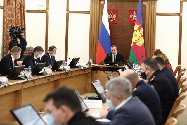 Ну что ж...карты раскрыты: Попова назвала условие для отмены QR-кодов