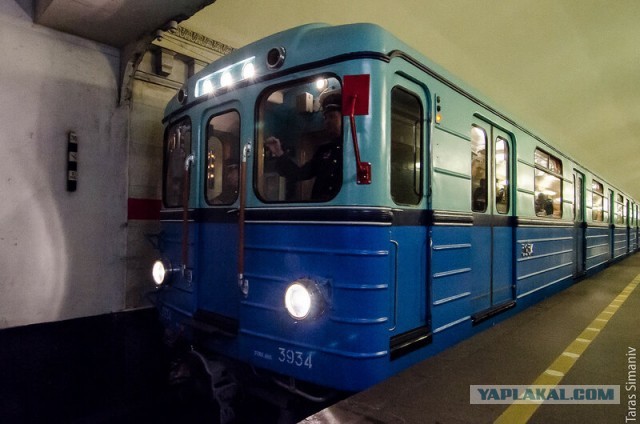 Один и тот же китайский машинист, разница в 26 лет