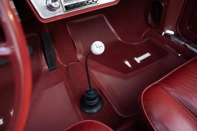 1963 Chevrolet Corvair Monza 900 Spyder. Автопятница №82