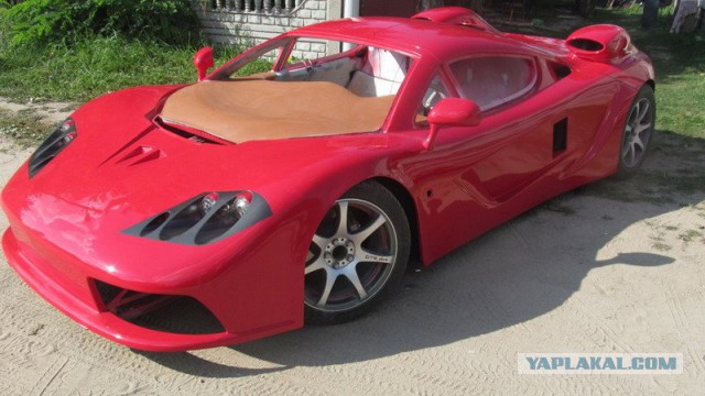 Беларус собрал реплику McLaren F1 из Peugeot