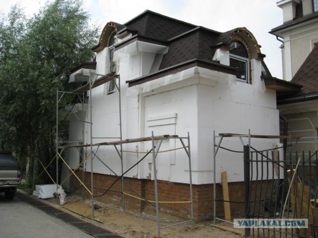 Как правильно утеплить свой дом и при этом облицевать его искусственным камнем