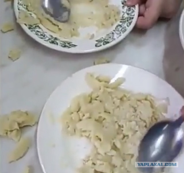 Школьная столовка в Китае