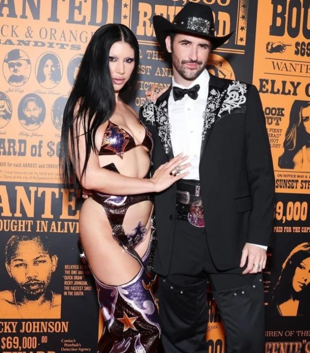 Победители Pornhub Awards 2025: лучшие порноактрисы и актёры года