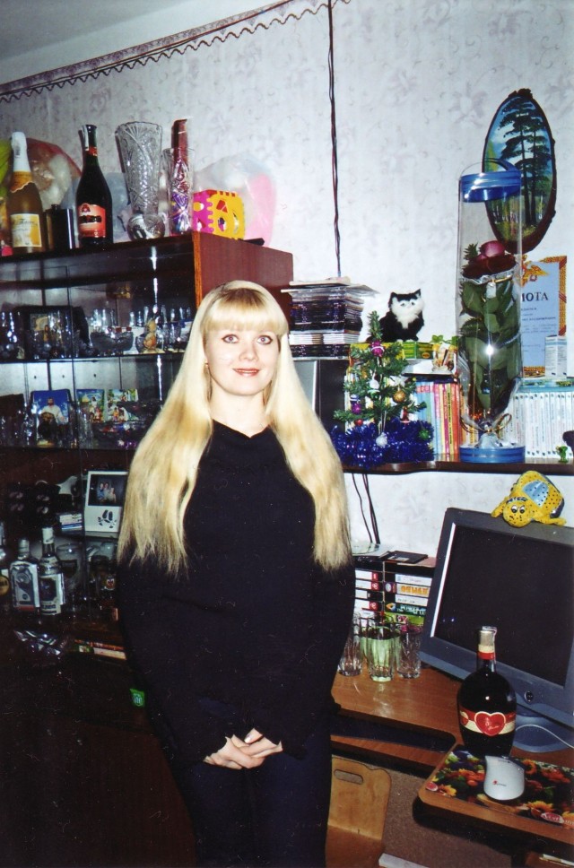 Девчата из 90-х и 00-х