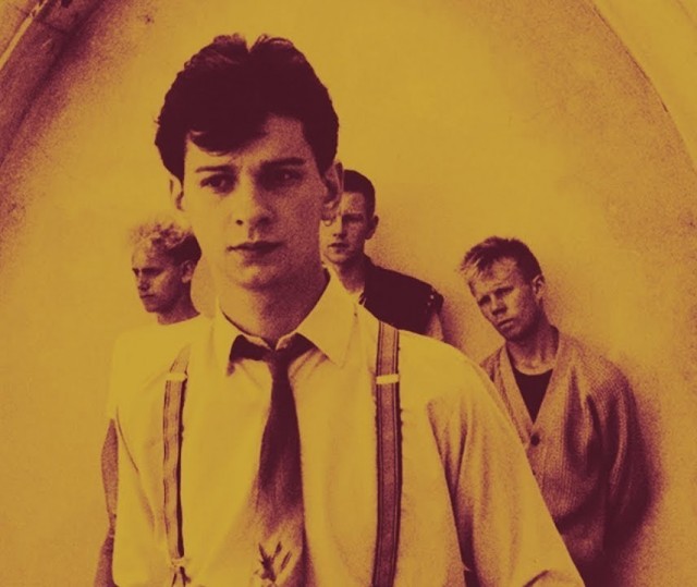 История Depeche Mode - A broken frame