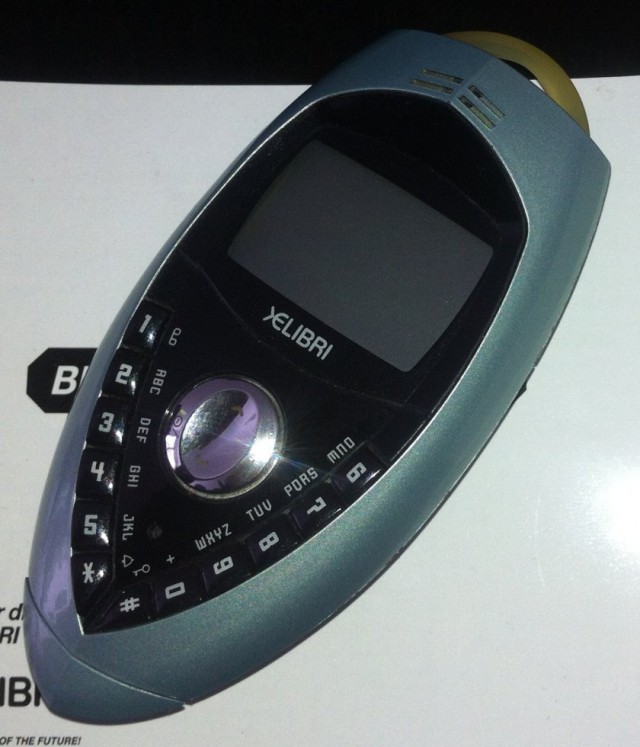 25 самых смешных телефонов в мире