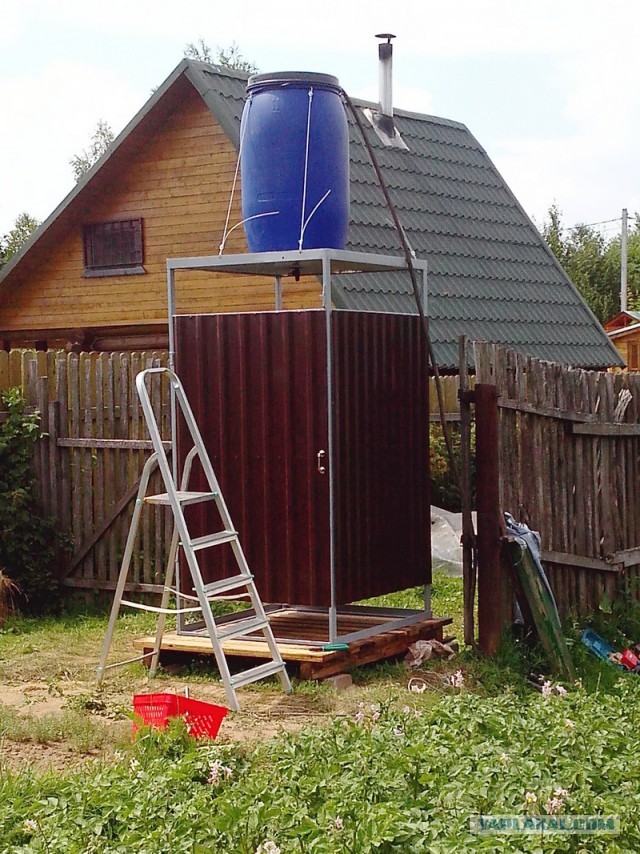 Летний душ из бочки 200 литров своими руками чертежи фото