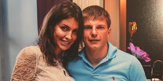 Бухой Аршавин устроил пьяные покатушки перед баром
