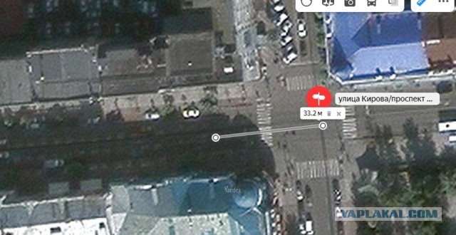 Трагедией чуть не закончилась авария в центре Красноярска с участием мотоцикла и легковушки