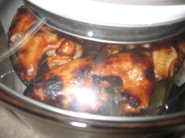 Ноги, хвосты… главное – крылья!, Кура-International–2, куриные крылья