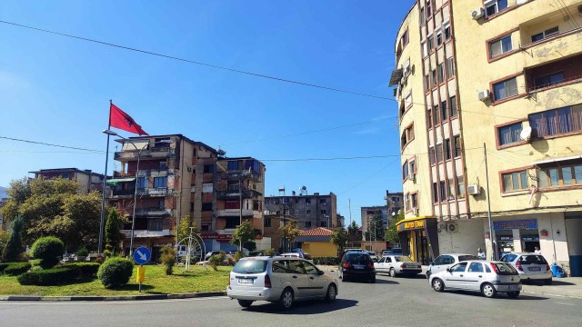 Aлбания в эпоху ХВОРИ всеобщей (2021)