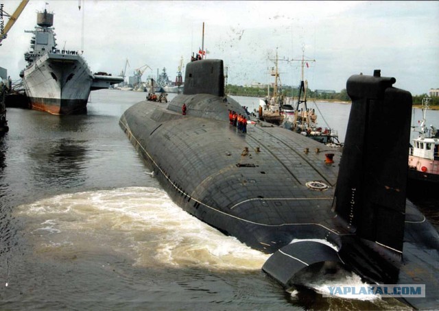 Вывод из эллинга атомного подводного ракетного крейсера «Генералиссимус Суворов»