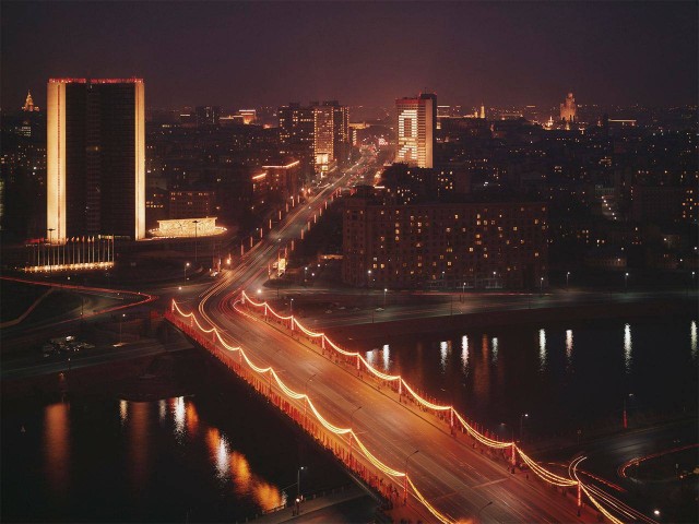 Москва и москвичи. Двадцатый век. 12.05.25