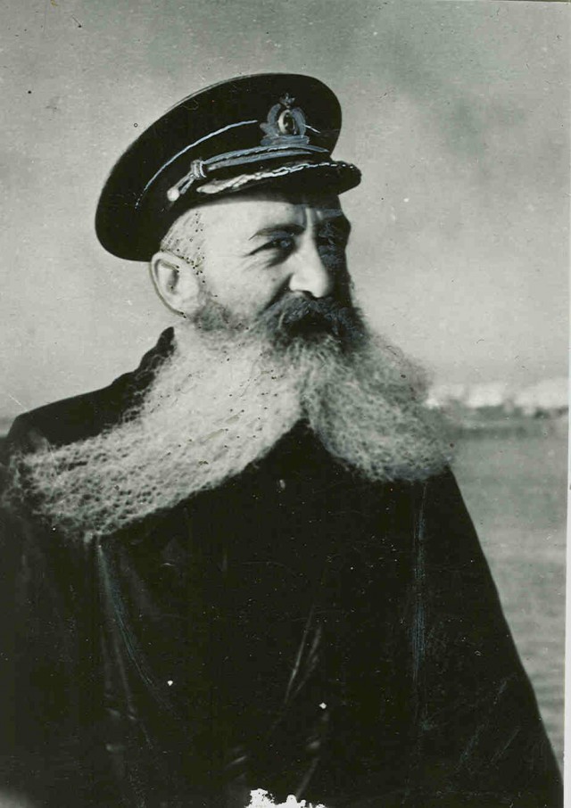 История в фотографиях - II