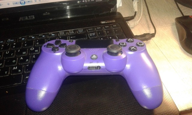 Отдам DualShock 4 (Ver.2)