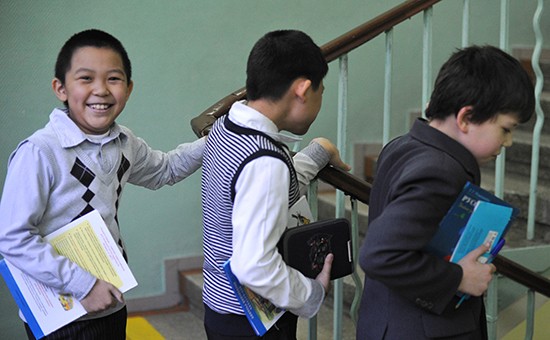 Полиция начала проверку после избиения ученика одноклассниками в столичной школе №2120