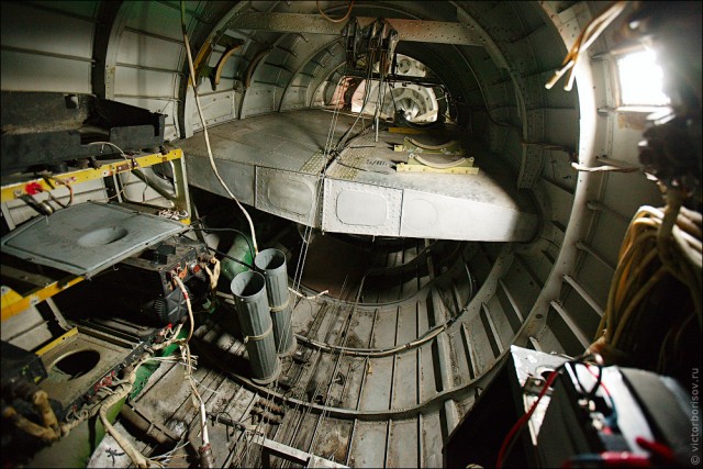 Восстановление Ил-14Т на Тушинском аэродроме