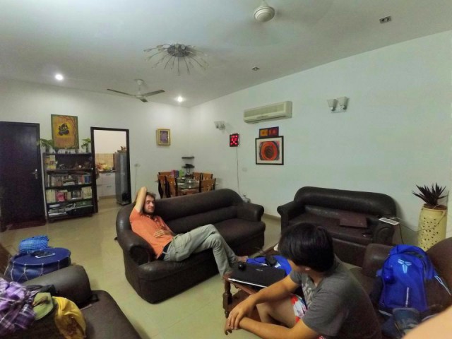 Полтора месяца безделья или "Первое семейное бюджетное путешествие"