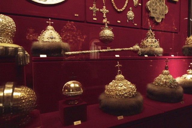 Царские венцы России