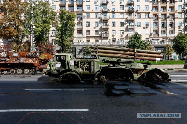 Выставка трофейной техники и оружия ВСУ в парке "Патриот"