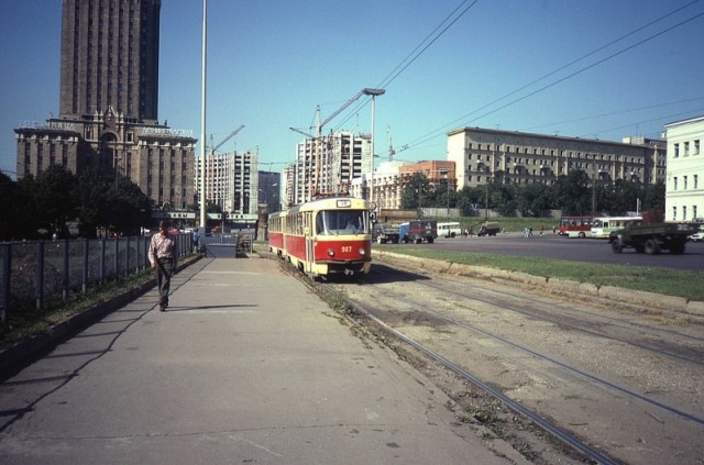 Москва и москвичи. Двадцатый век. 17.06.25