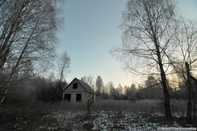 Чернобыльская зона. На задворках Припяти.