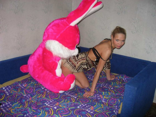 Давай я тебя ещё вот в этой позе сфоткаю