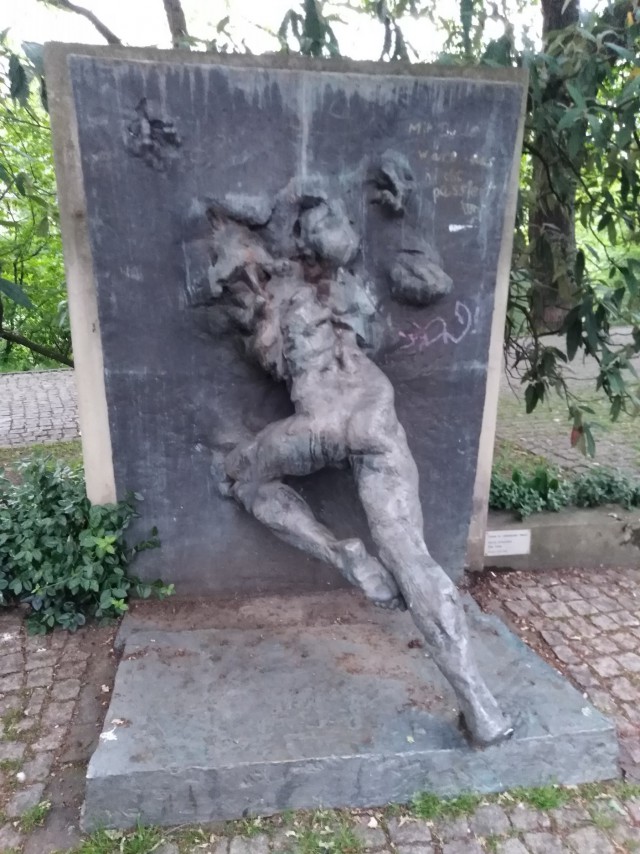 Родина осла, собаки, петуха и кота