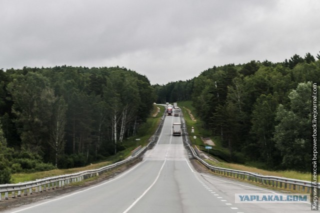 Есть ли дороги в России? Проехал до Магадана на машине и посмотрел