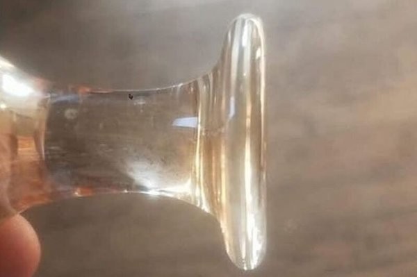 Женщины, нашедшие винтажную «пробку», не подозревали об истинном назначении этого предмета