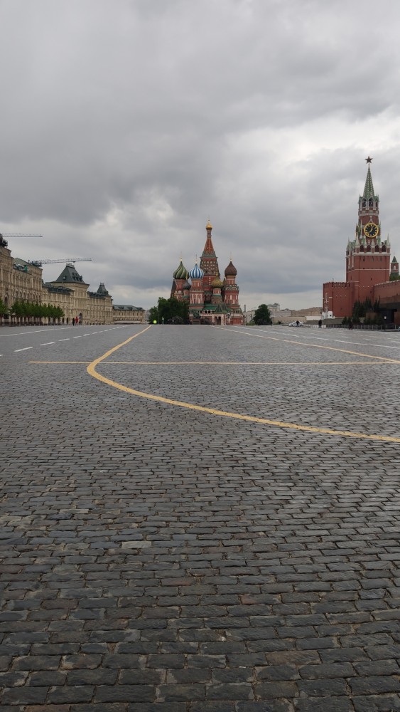 Комендантский час в Париже
