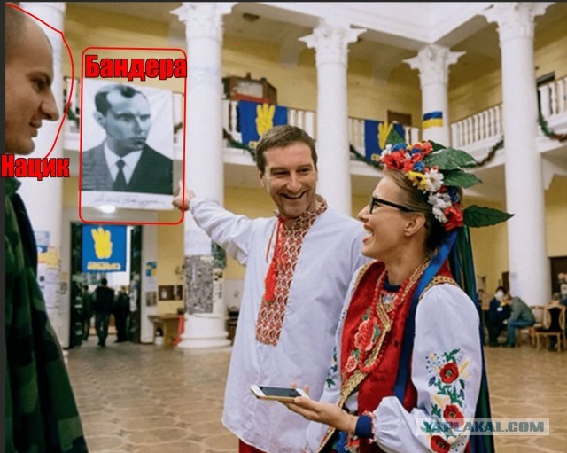 Песков потребовал не записывать Урганта и Собчак в "пятую колонну"