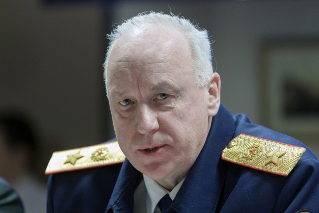 "Надо было аборт сделать твоей маме"