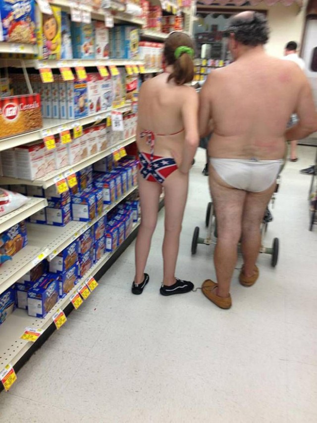 Walmart место сбора фриков