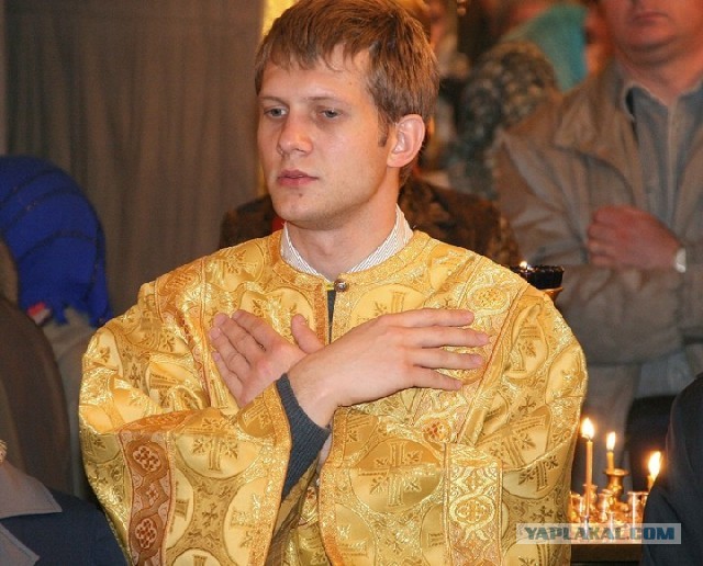 Кировский парк демонтировал ворота «Врата в лес» после возмущения Бориса Корчевникова